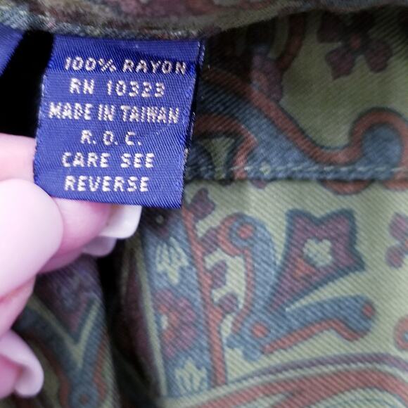 Vintage HERMAN GEIST 80s Full Pleat Rayon Midi Paisley Feather Motif Skirt - 6 - Picture 6 of 6